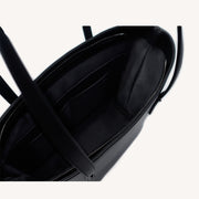 GUTWERK große schwarze vegane shopper Handtasche aus Apfelleder #verschluss_zipper